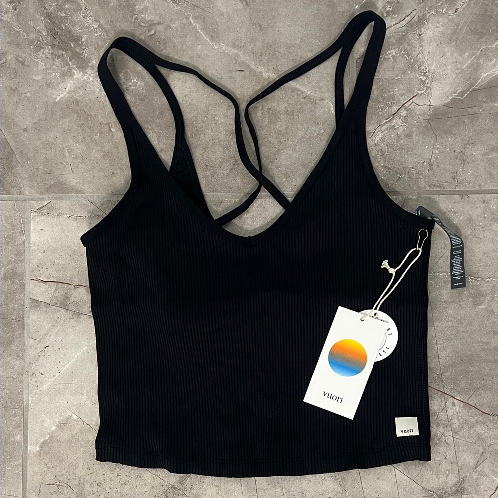 Vuori Black Ribbed Crop Tank Top